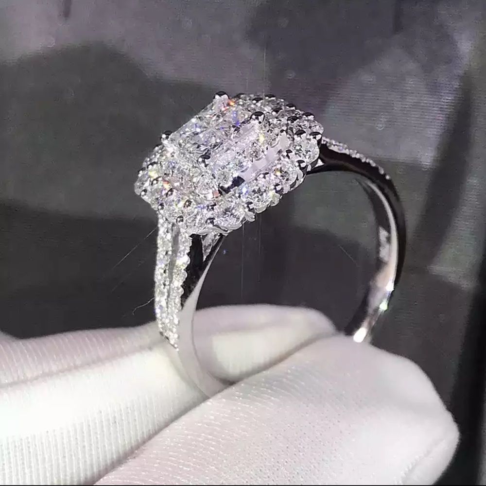 Milangirl Luxury Sparkly Big Stone Zircon Ring - Picture 1 of 4